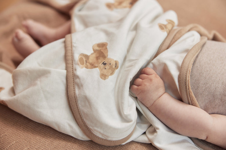 Wrapped with love /gifting